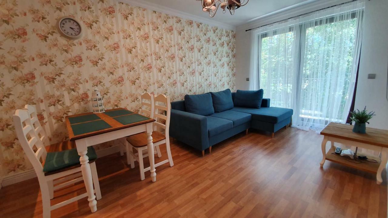 Apartament Jurataアパートメント エクステリア 写真